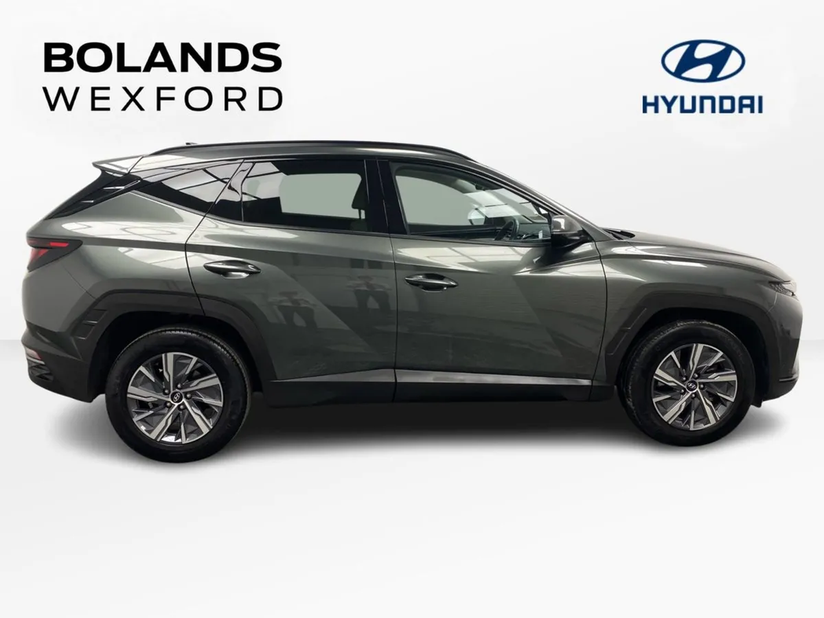 Hyundai Tucson 2WD Executive HEV Auto - Image 4