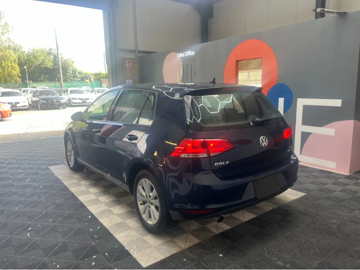Volkswagen Golf ONLY €14950! GOLF AUTOMATIC 1.2 TS - Image 4