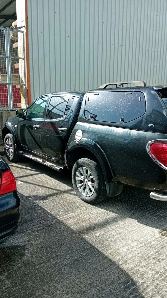 Mitsubishi L200 Barbarian 2014 - Image 1