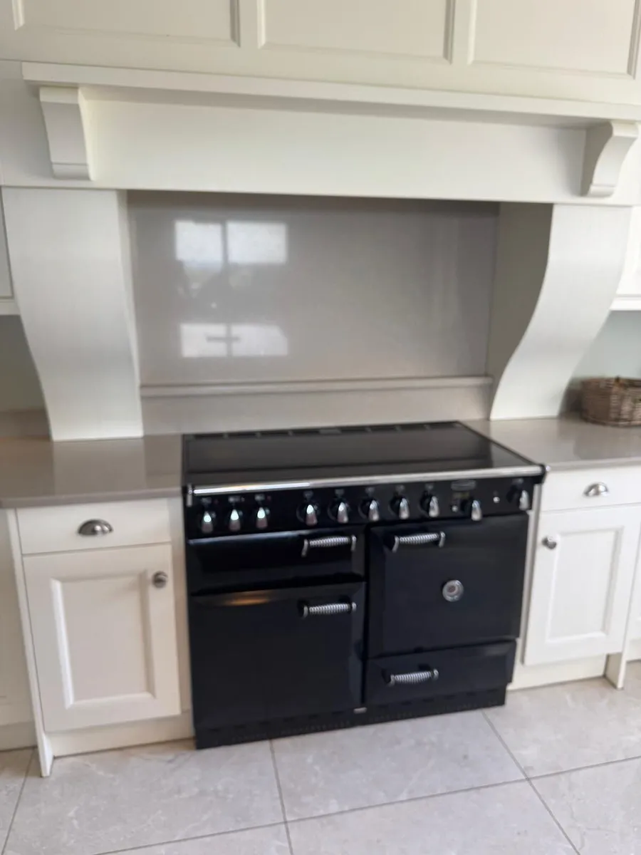 Kitchen Cabinets and island - Image 4
