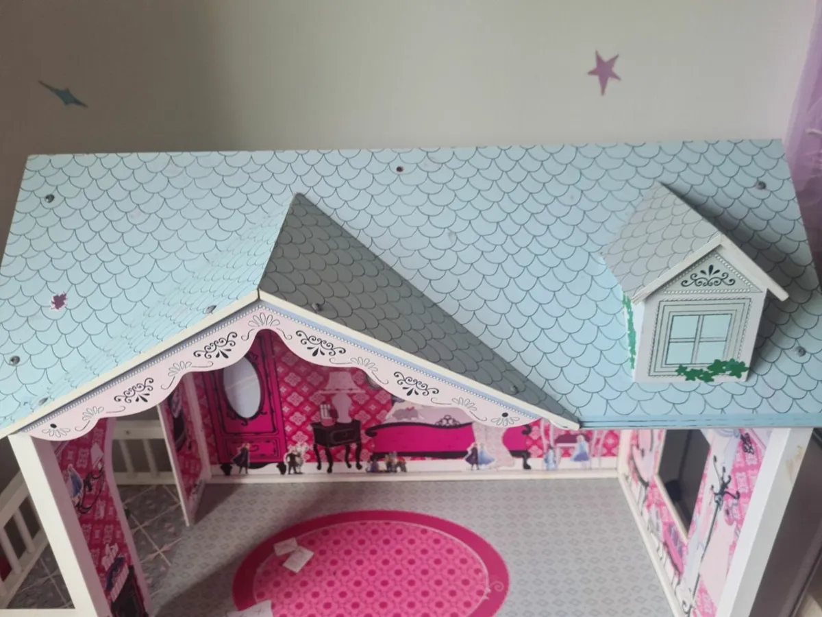 Big pink doll house - Image 4