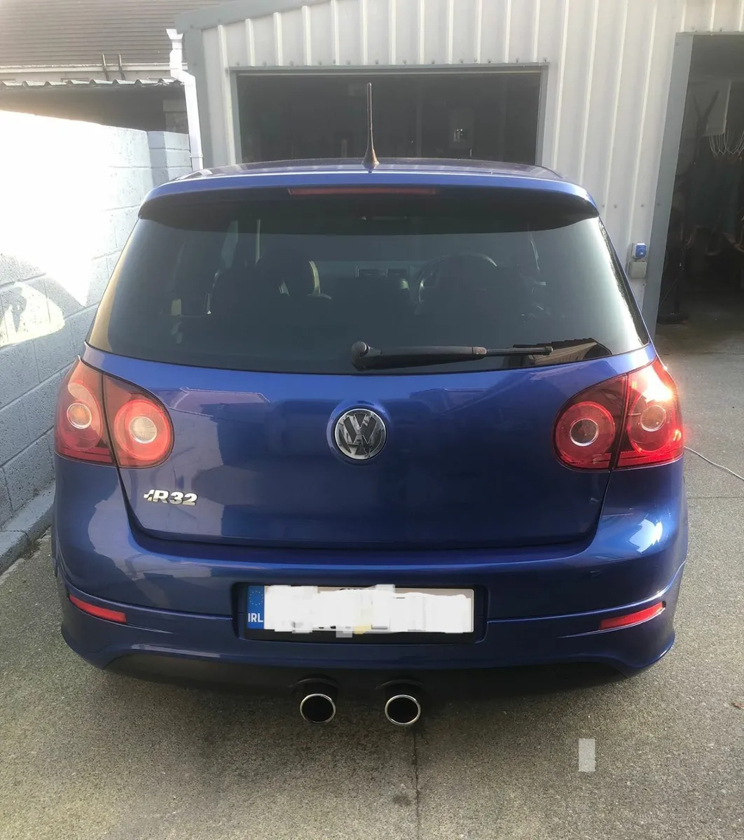 Volkswagen Golf R32 2008 - Image 3