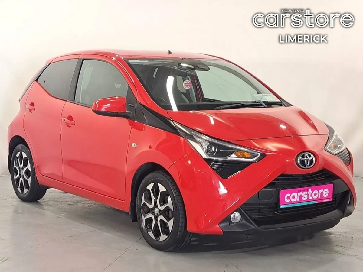 Toyota AYGO 1.0 Vvt-i X-play - Image 1