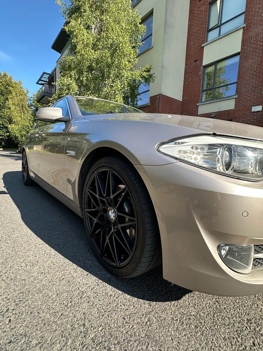 BMW 520D SE Auto F10 (BIG SPEC) NCT BOOKED - Image 4