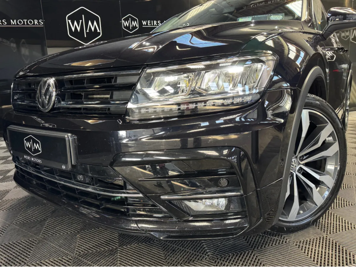 Volkswagen Tiguan R-LINE 2.0 TDI//AUTOMATIC//LOW M - Image 3