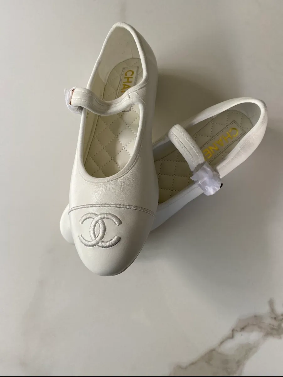 Flats - Image 1