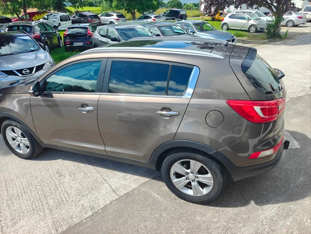 Kia Sportage 1.7d EXS 2WD New NCT - Image 4