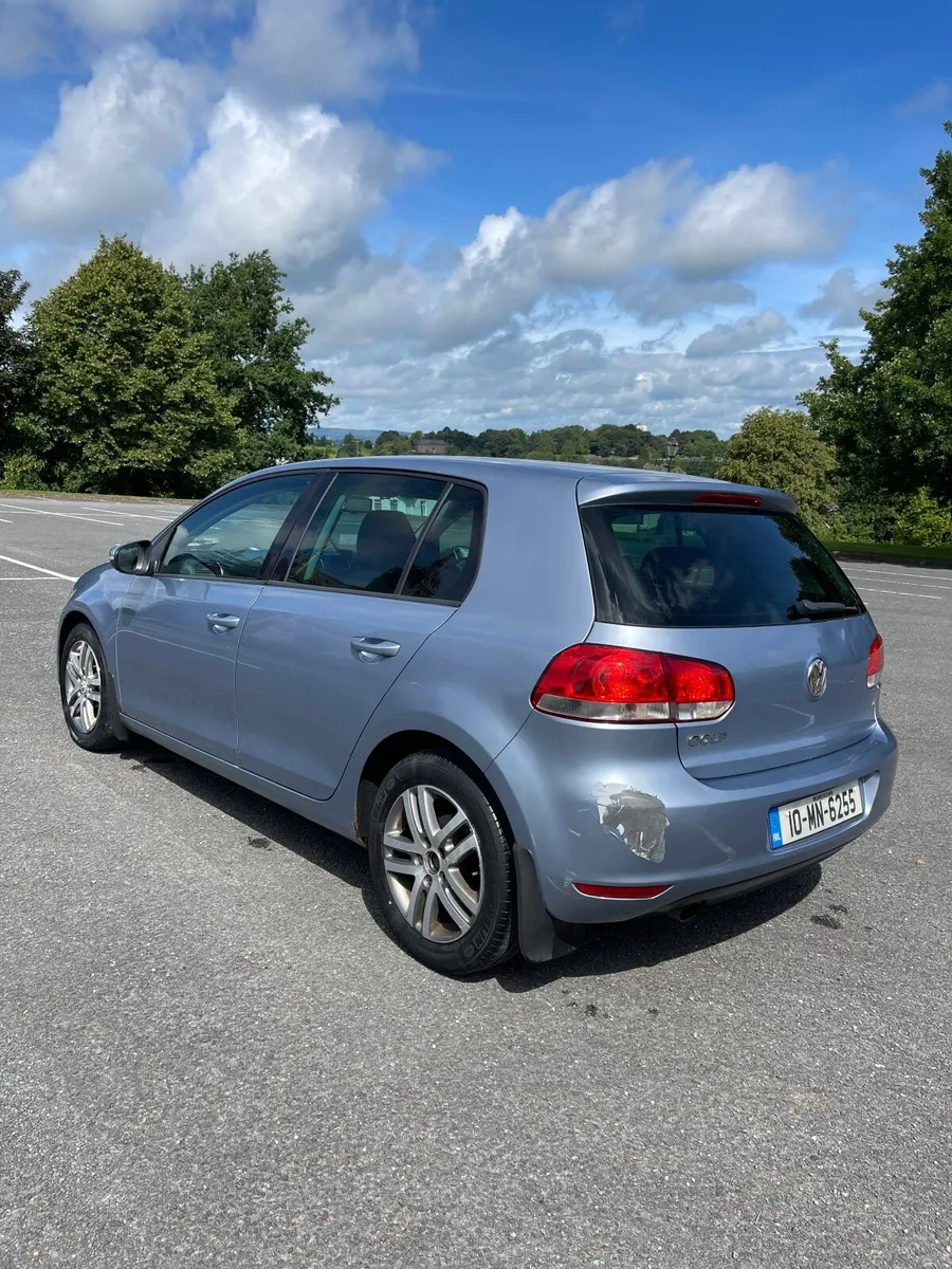 Volkswagen Golf 2010 - Image 4