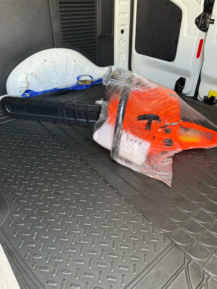 Chainsaw - Image 2
