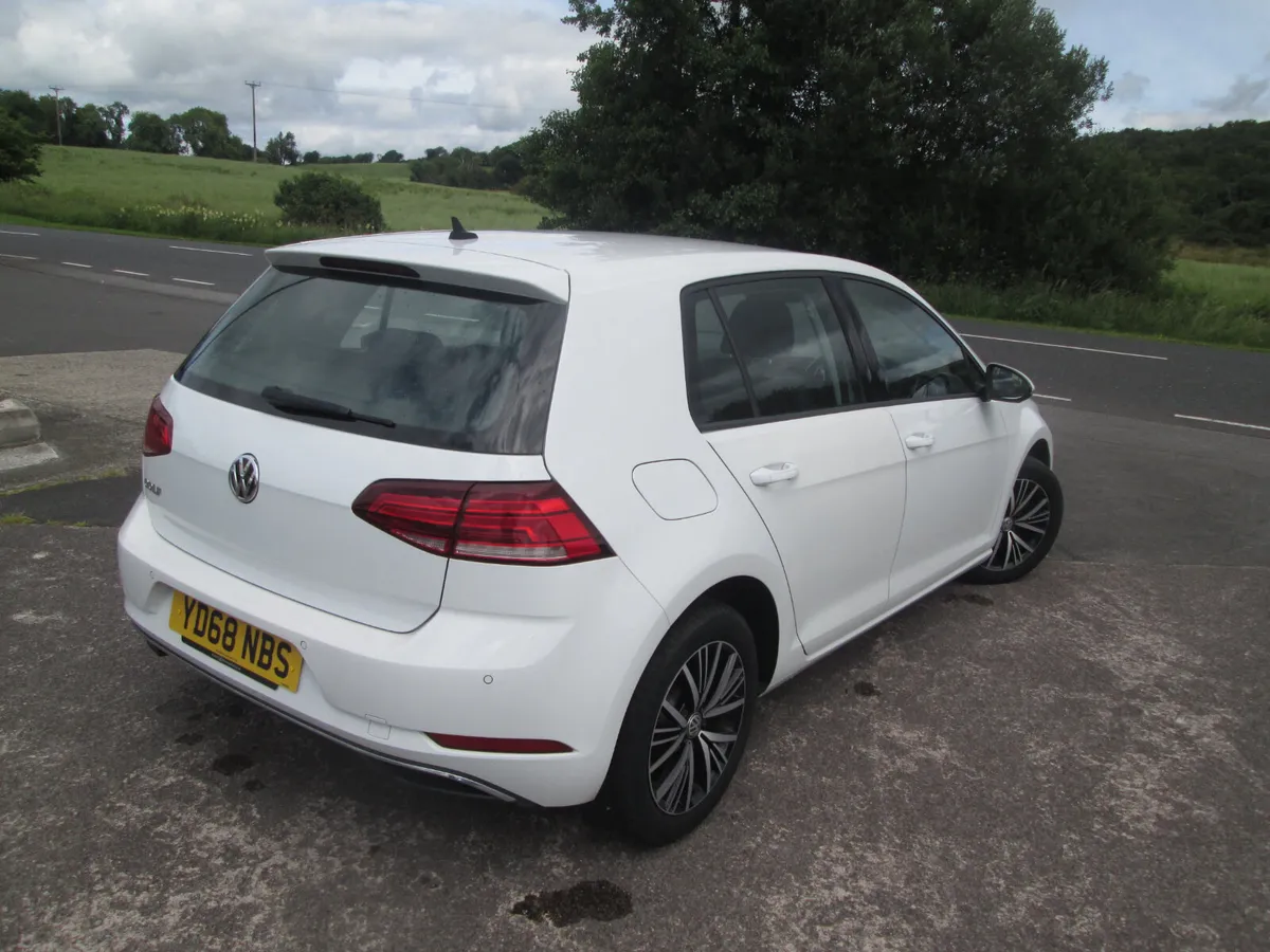 2019  VOLKSWAGEN  GOLF  1.6  TDI  SE  5DR - Image 4