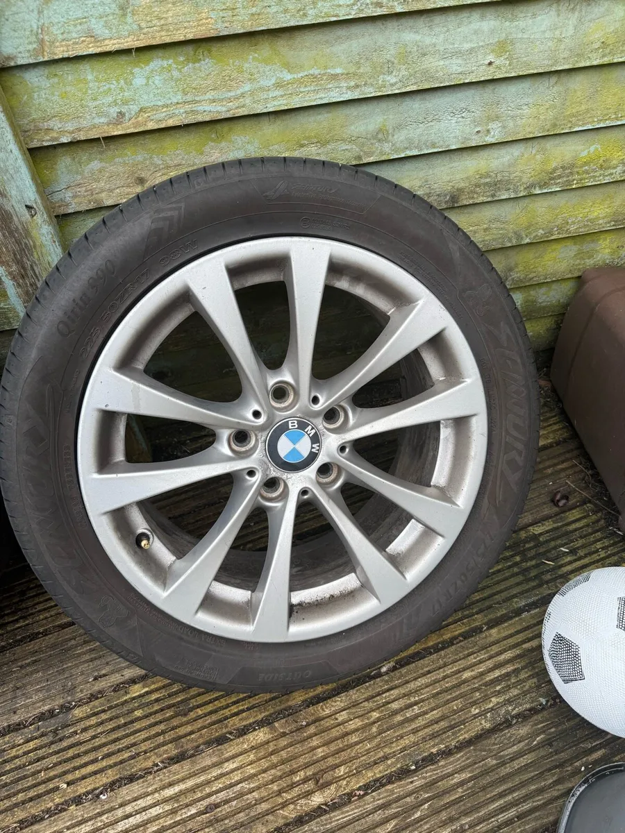 Bmw 17 inch alloys and tyres - Image 1