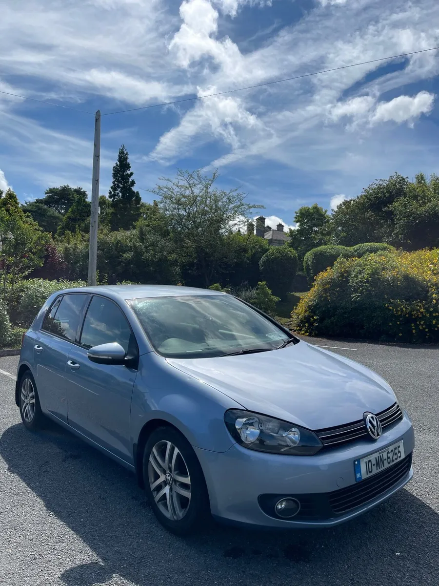 Volkswagen Golf 2010 - Image 1