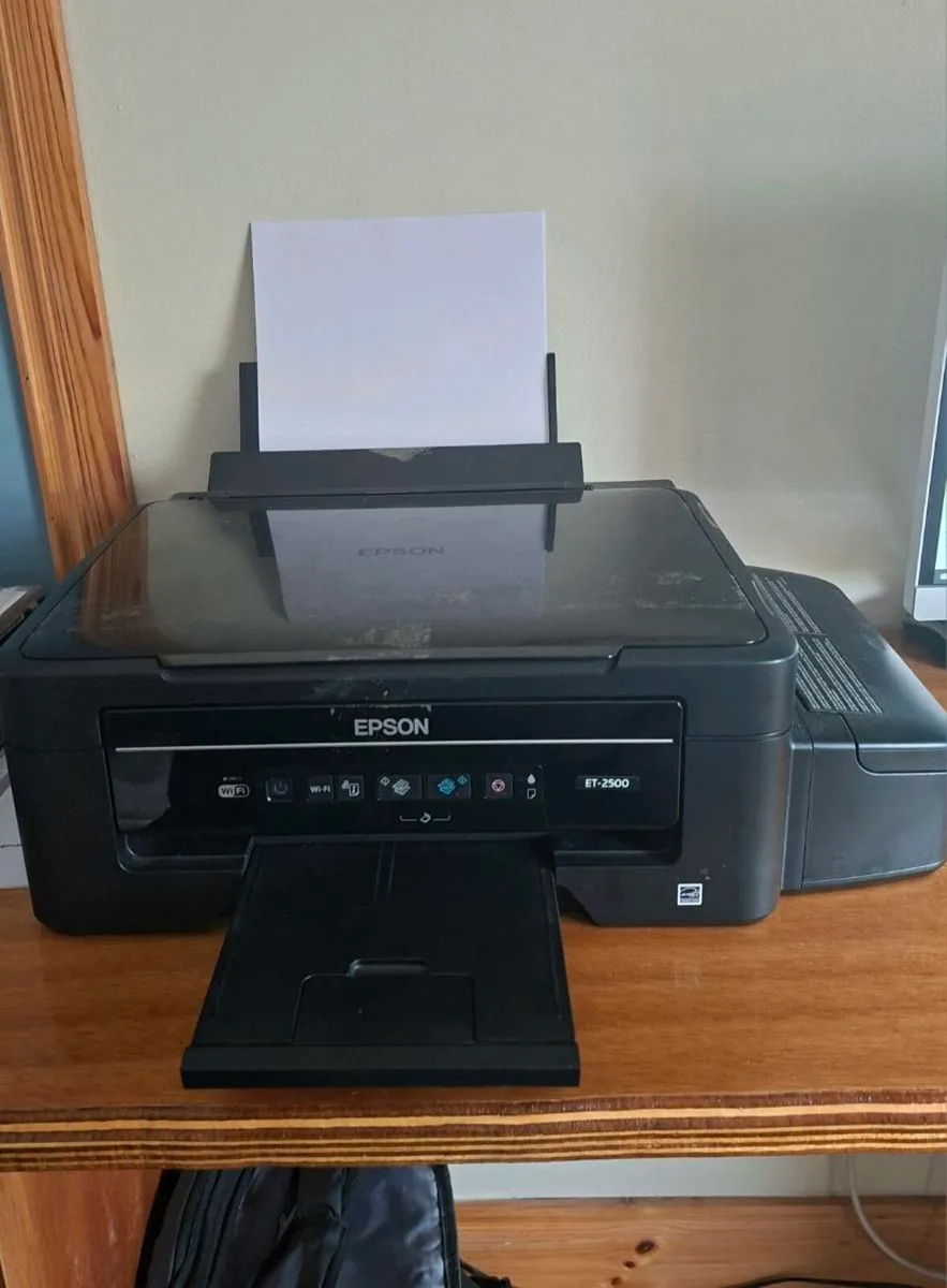 Computer Colour printer and scanner for sale - Image 1