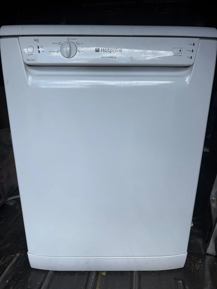 Hot point Dishwasher - Image 1