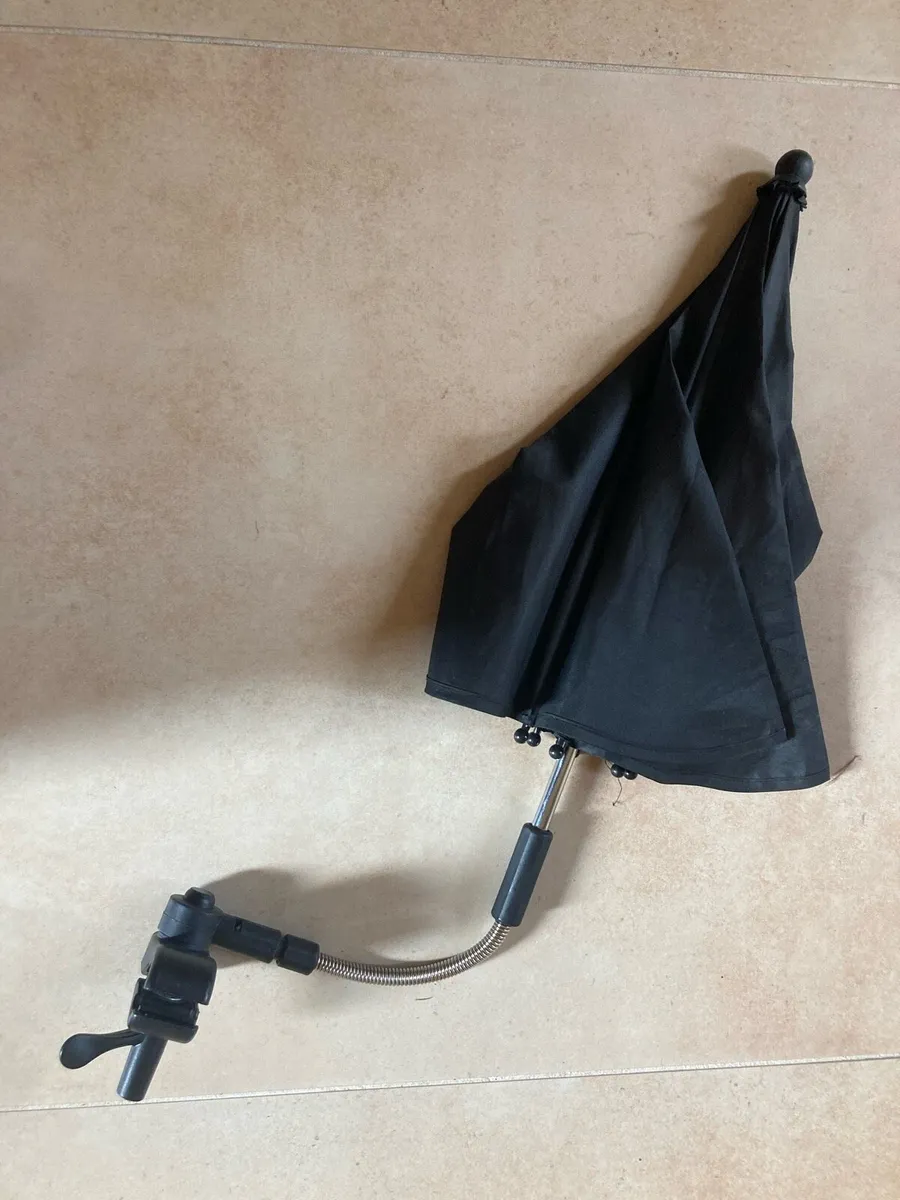 Buggy umbrella and hook - Image 2