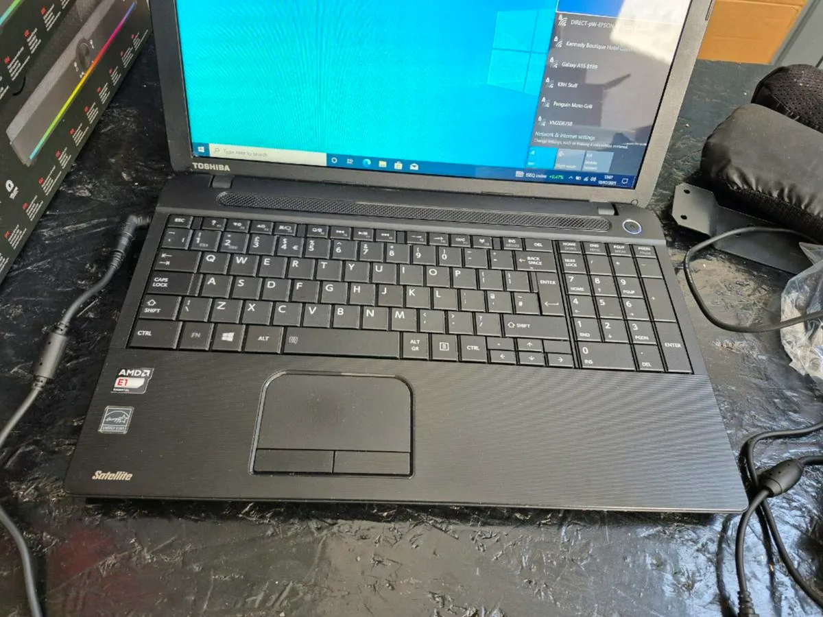 Toshiba C50 D Laptop - Image 2