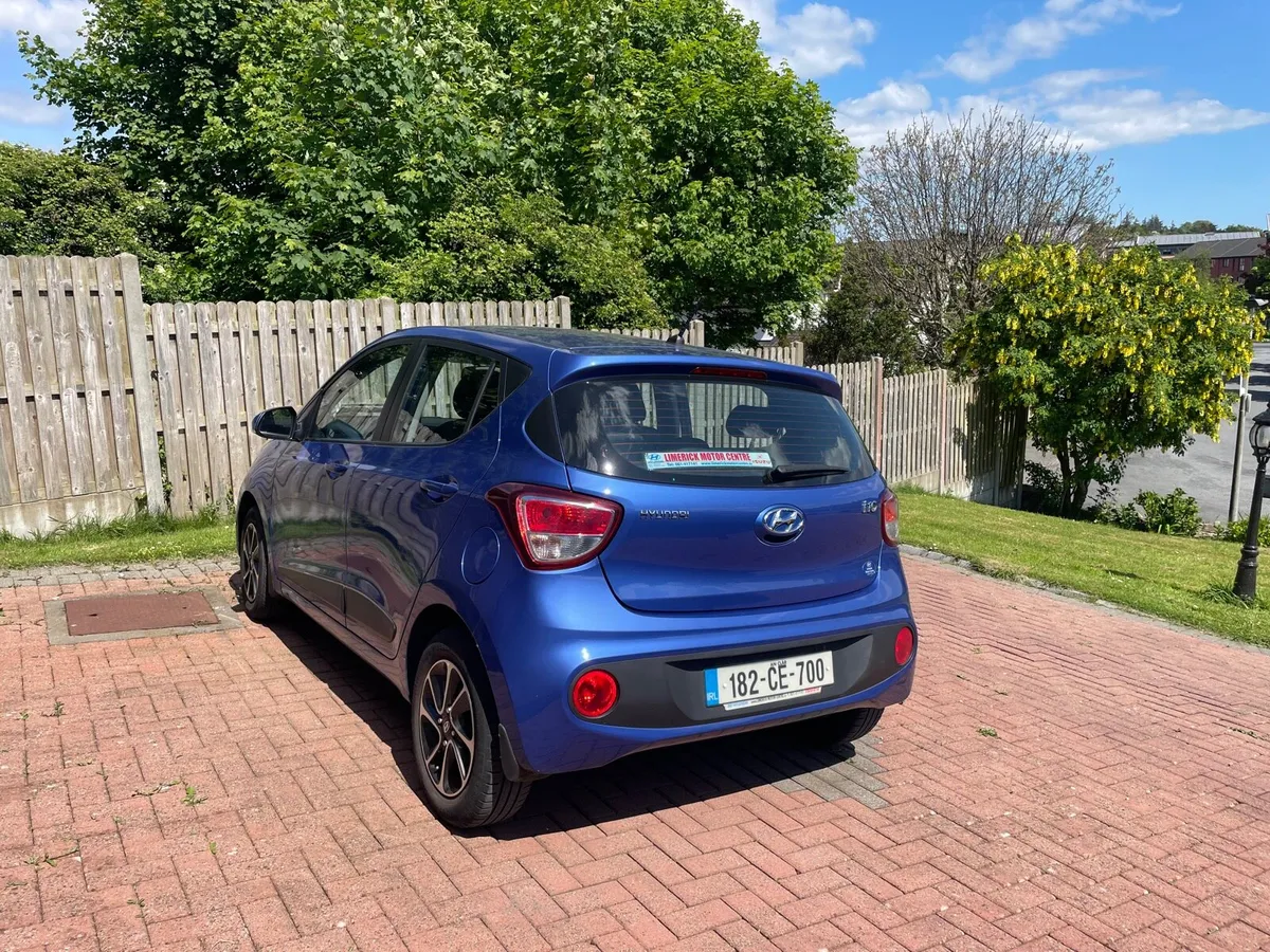 Hyundai i10. Deluxe 182 - Image 2