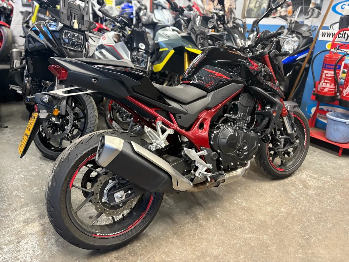 2023 Honda Hornet 750 - Image 3