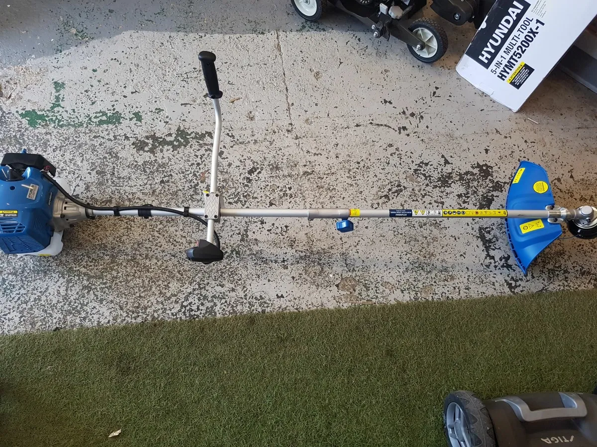 HYUNDAI 52cc Grass Trimmer/Brushcutter-HYBC5200X - Image 1