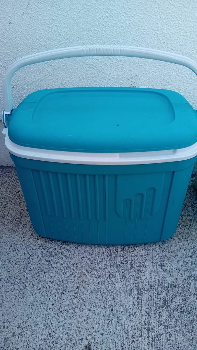 Cooler box