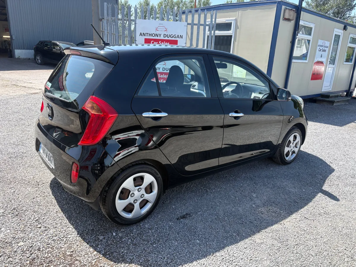 Kia Picanto Automatic 17k kilometres - Image 3
