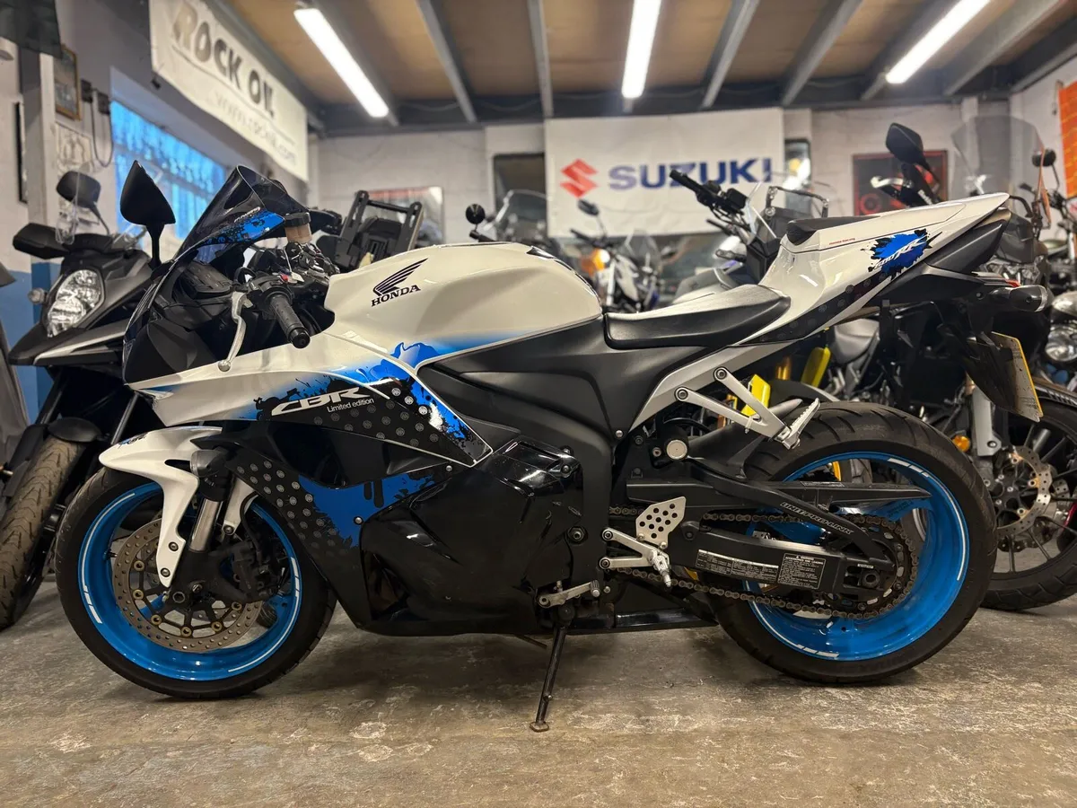2009 Honda CBR600RR - Image 4