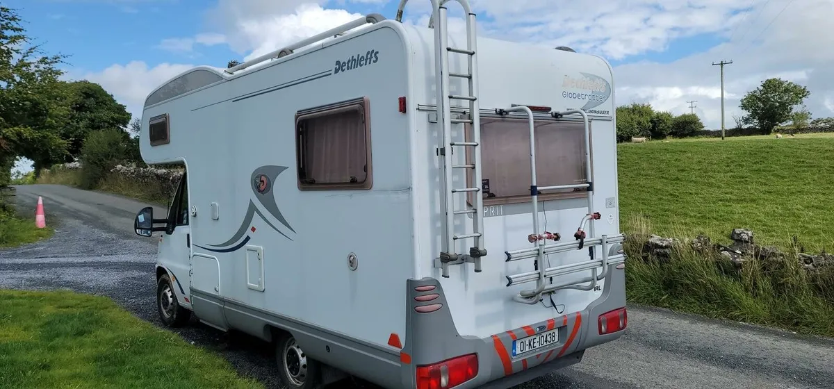 Camper - Image 2