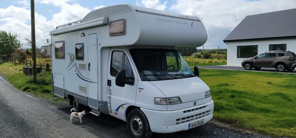 Camper - Image 4