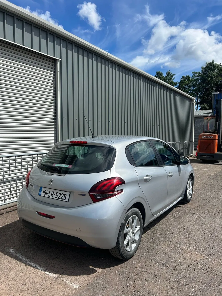 2016 Peugeot 208 - Image 3