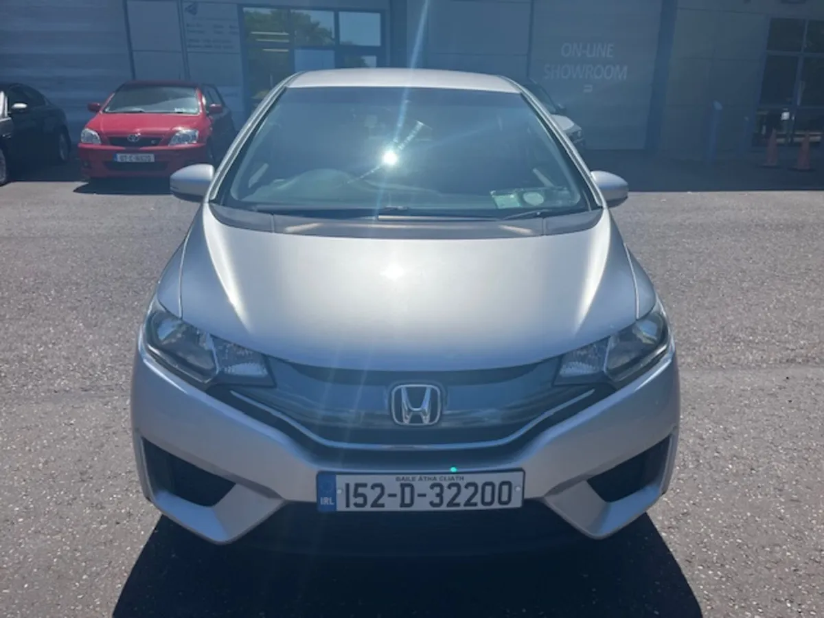 1.5 PETROL- HYBRID 5DR AUTO - Image 2