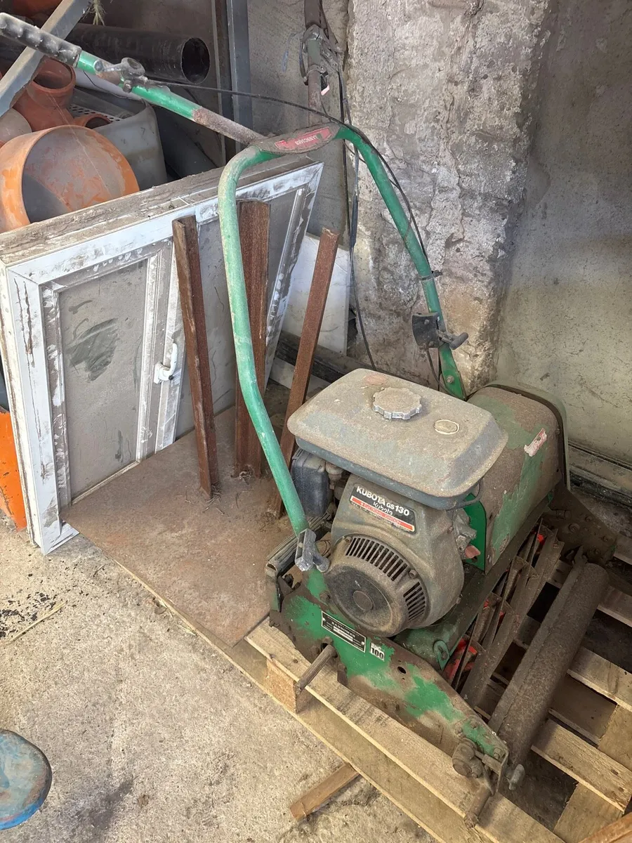 Greens mower