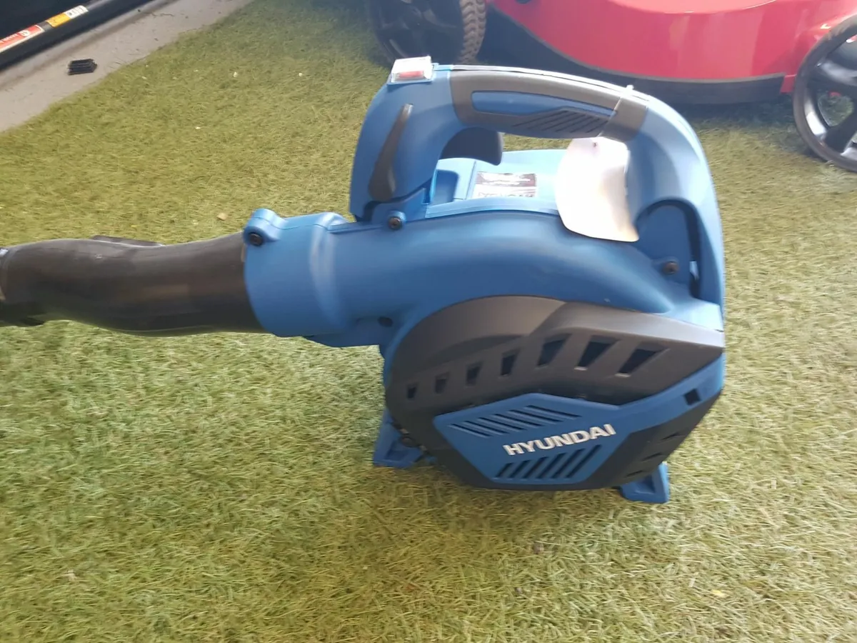 HYUNDAI  Leaf Blower Garden Vac&Shedder-HYBV2600X - Image 2