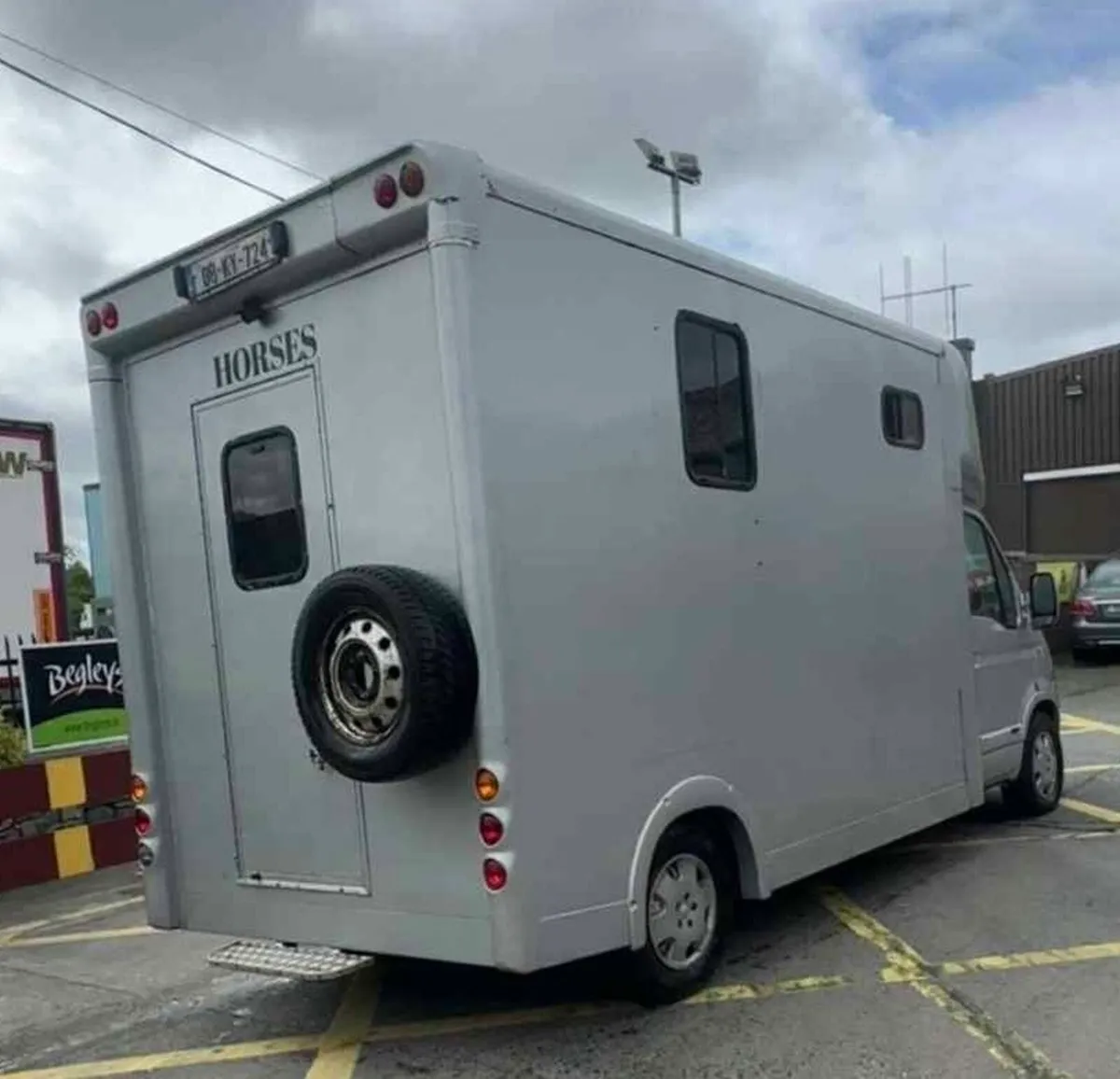 2008 2 stall Horse Van - Image 2