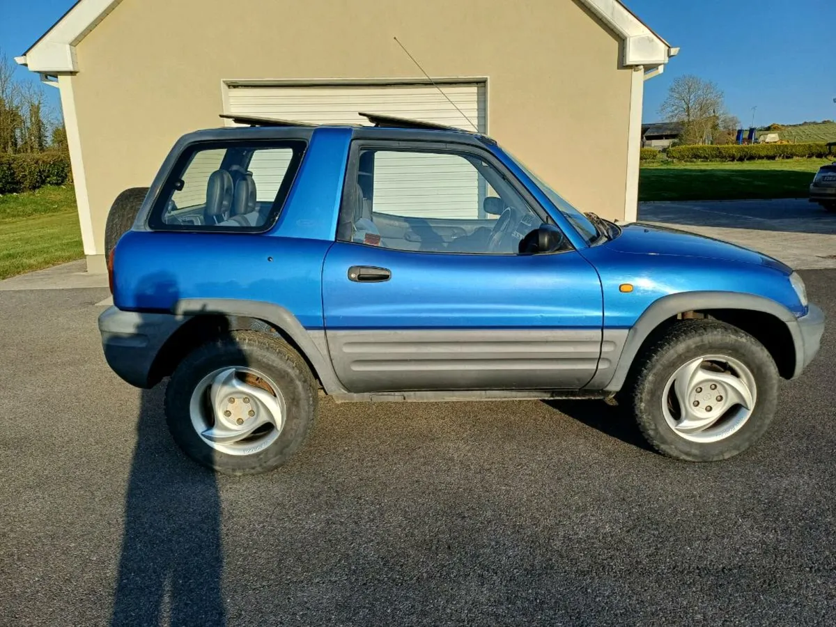 Toyota rav4 - Image 1