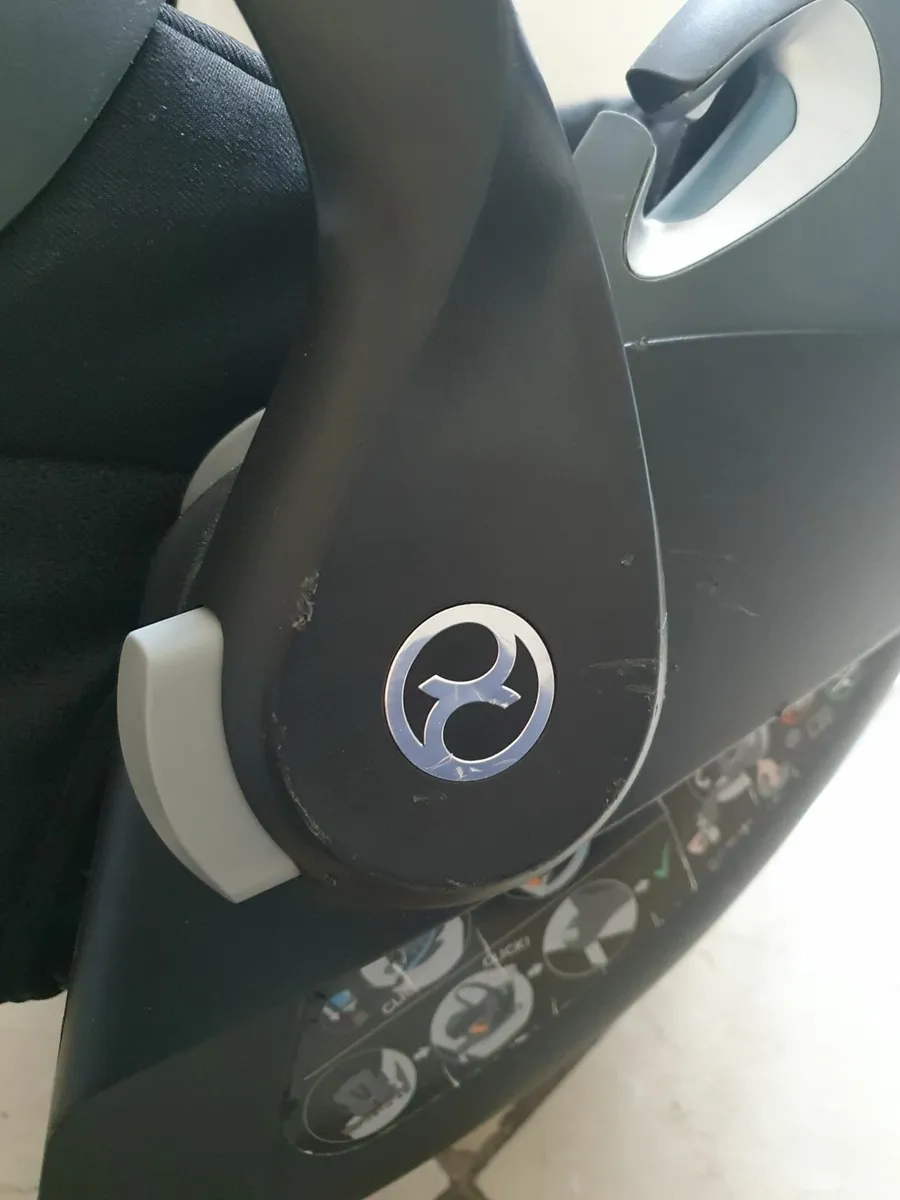 Cybex Cloud Z Car Seat - Image 4
