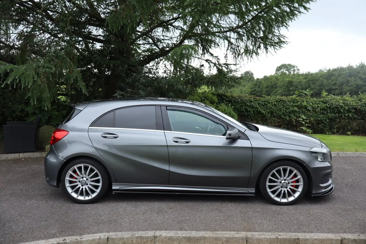 Mercedes-Benz A-Class 2014 - Image 4