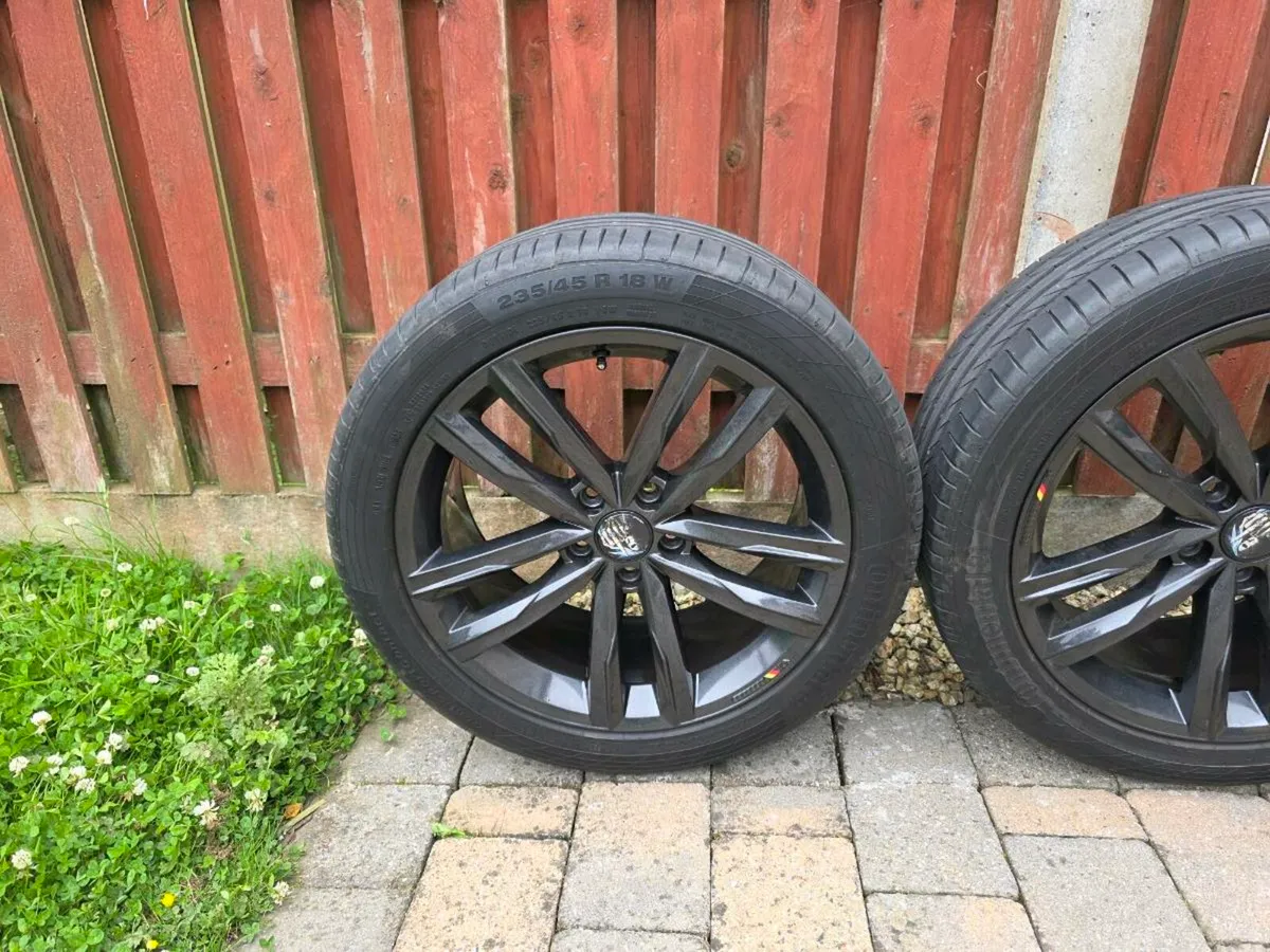 Vw passat wheels R18 and back bumper splitter - Image 2
