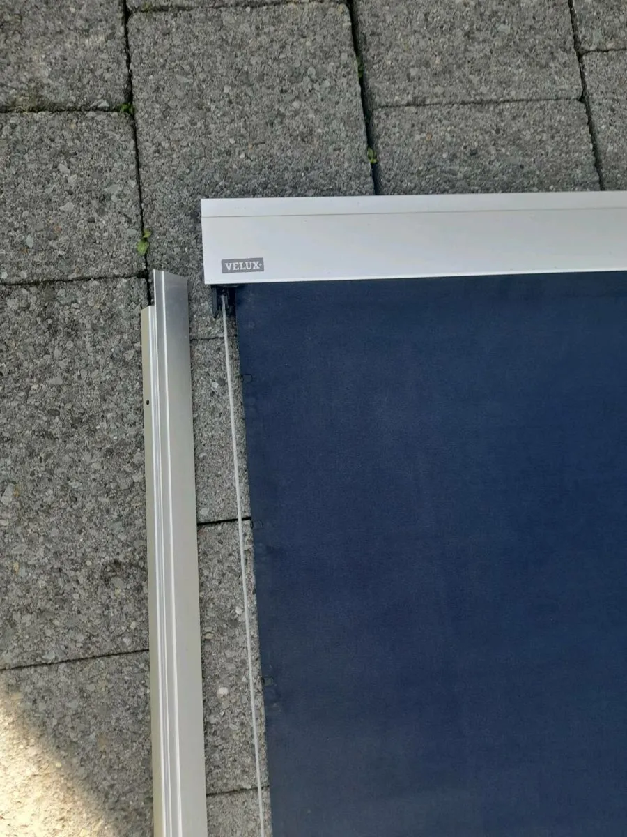 VELUX BLACKOUT BLIND - Image 2