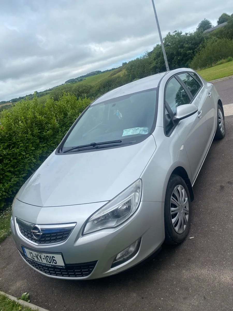 Opel Astra - Image 1