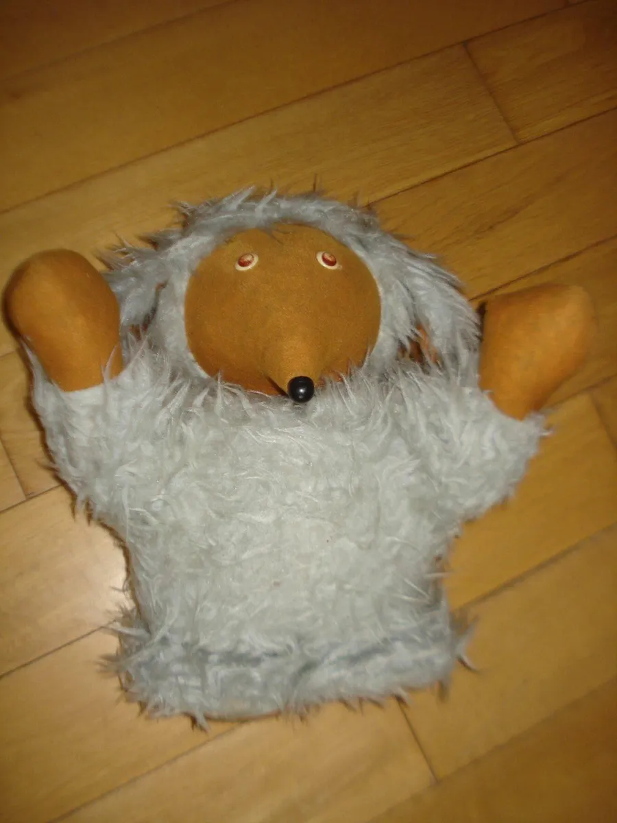 VINTAGE 1970s TV WOMBLE CUDDLY TOY. - Image 4