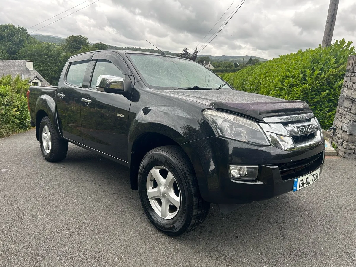 Isuzu D-Max pickup truck - Image 1