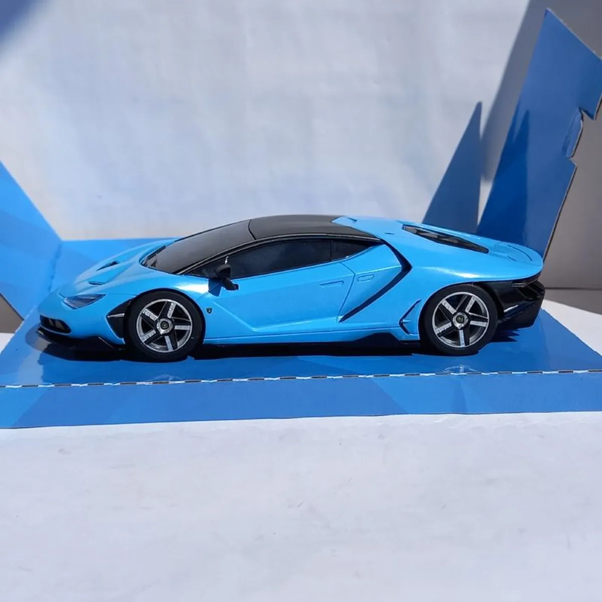 Scalextric Lamborghini Centenario Slot Car. (Blue) - street supercar - Image 4