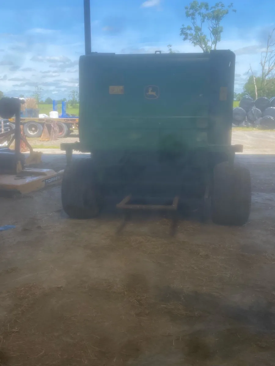 John Deere baler - Image 3