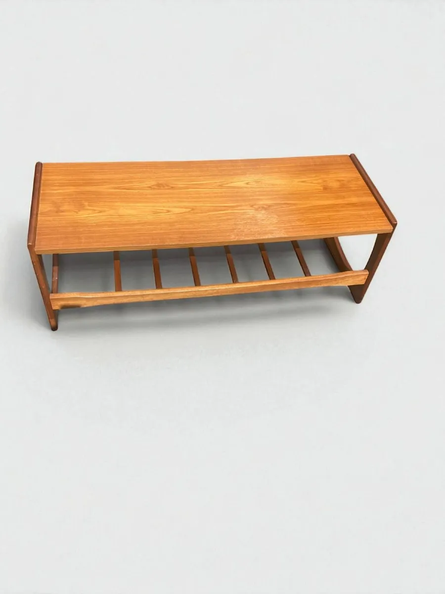 Mid Century Coffee Table. - Image 3