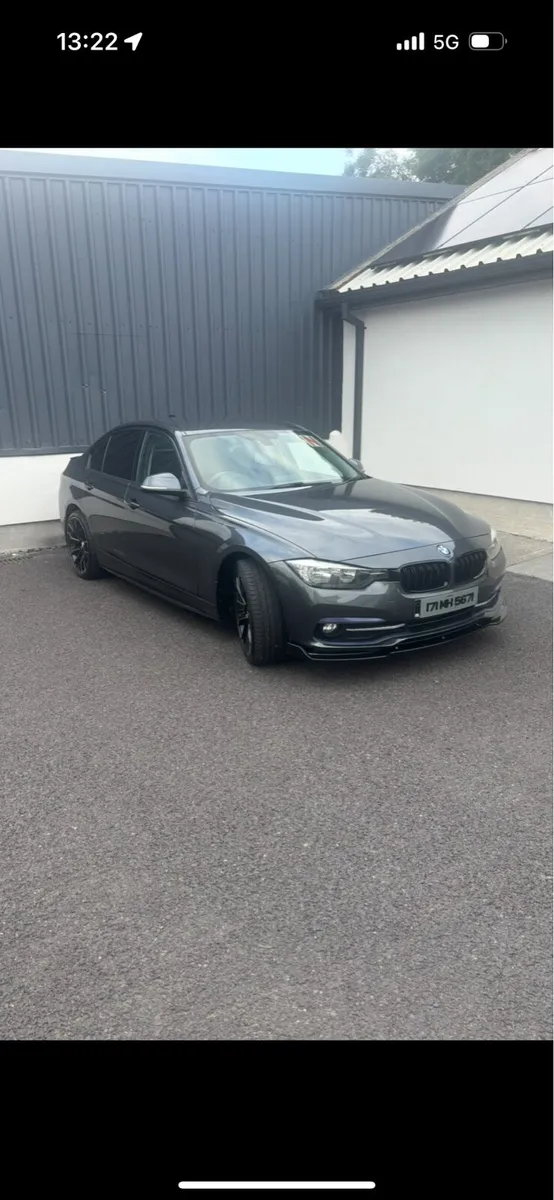 BMW 318d 2017 mineral grey - Image 2