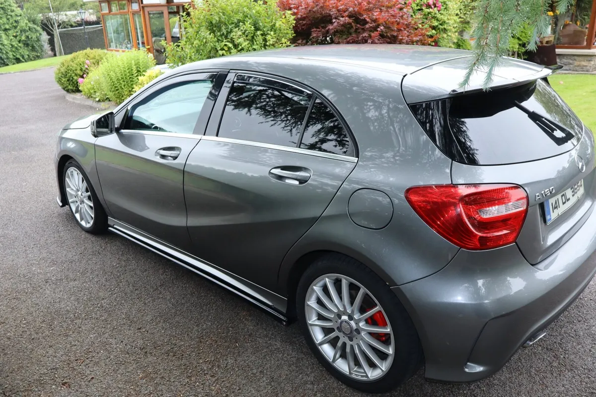 Mercedes-Benz A-Class 2014 - Image 2