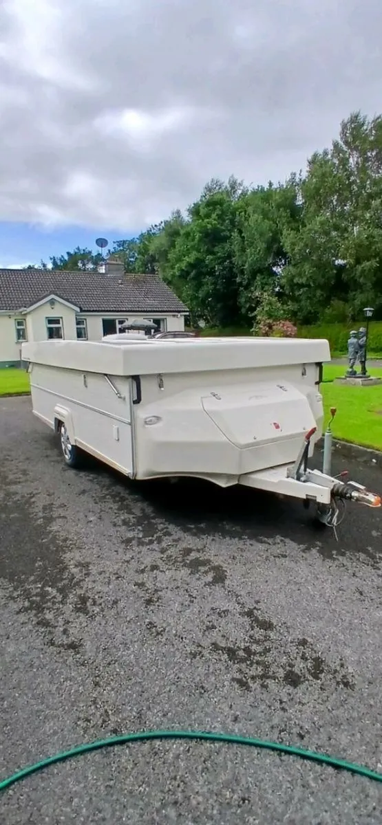 Caravan - Image 2