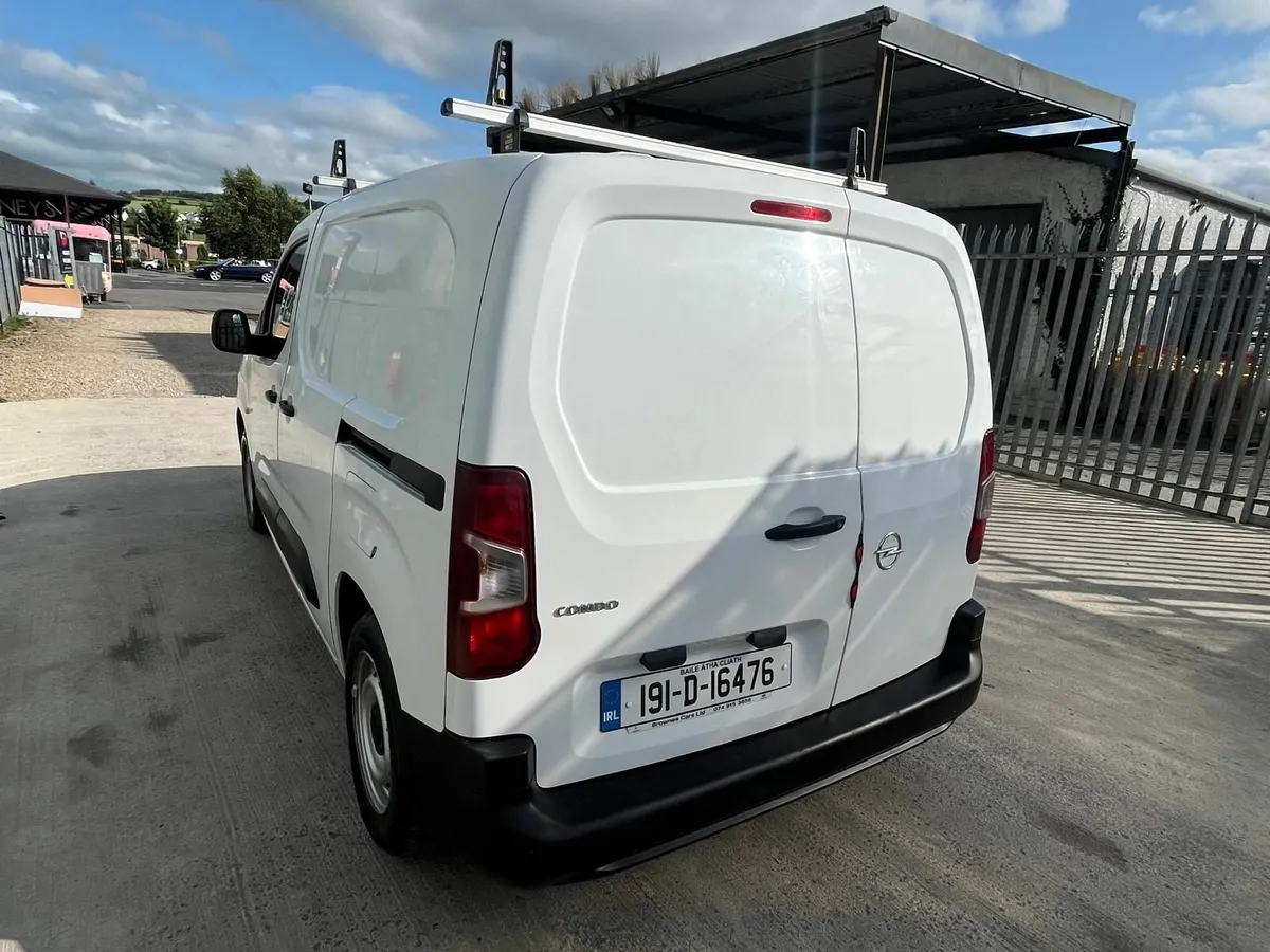 Opel Combo 2019 - Image 3