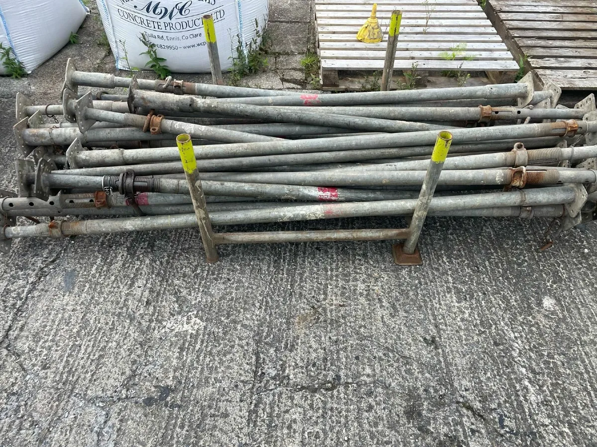 Galvanised Heavy Duty Adjustable Acrow Props - Image 3