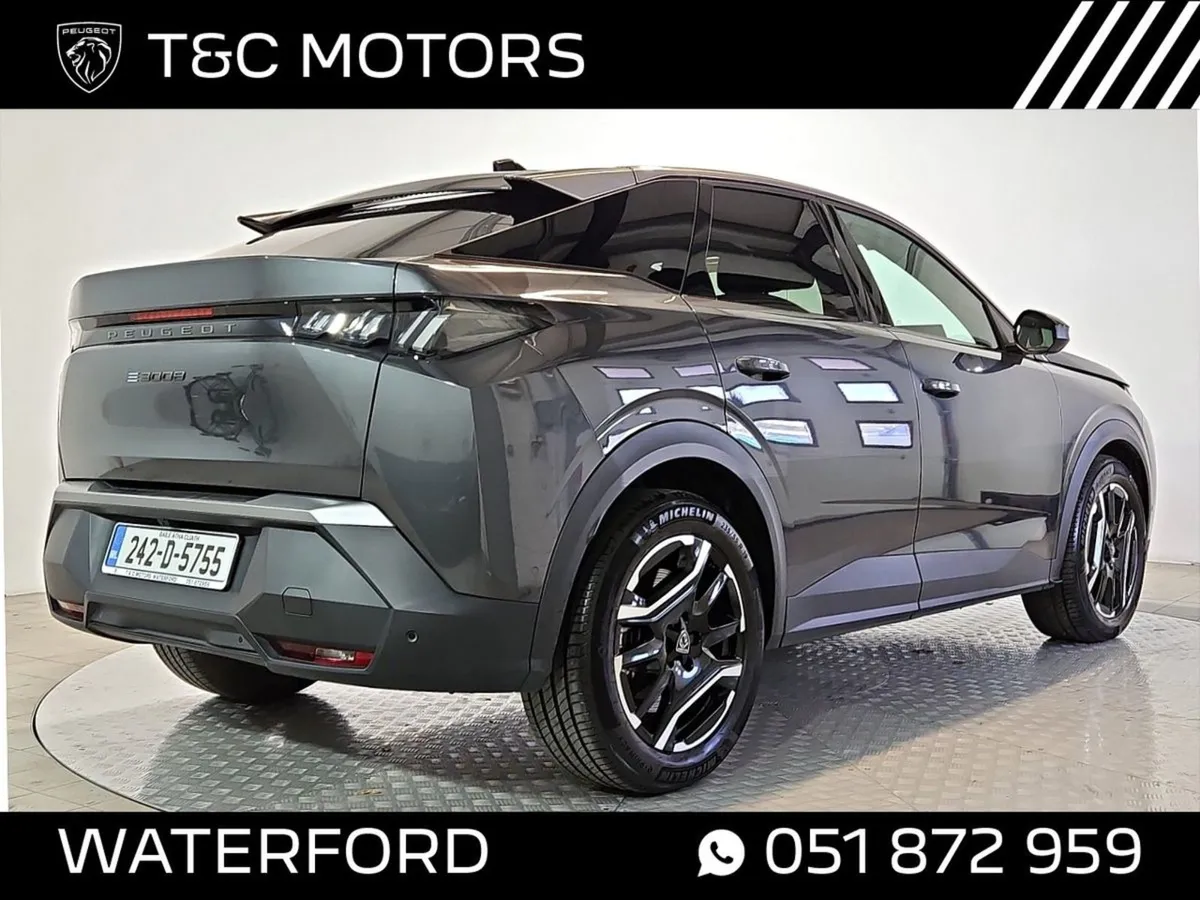 Peugeot 3008 E3008 73kwh 210BHP Allure - Image 4